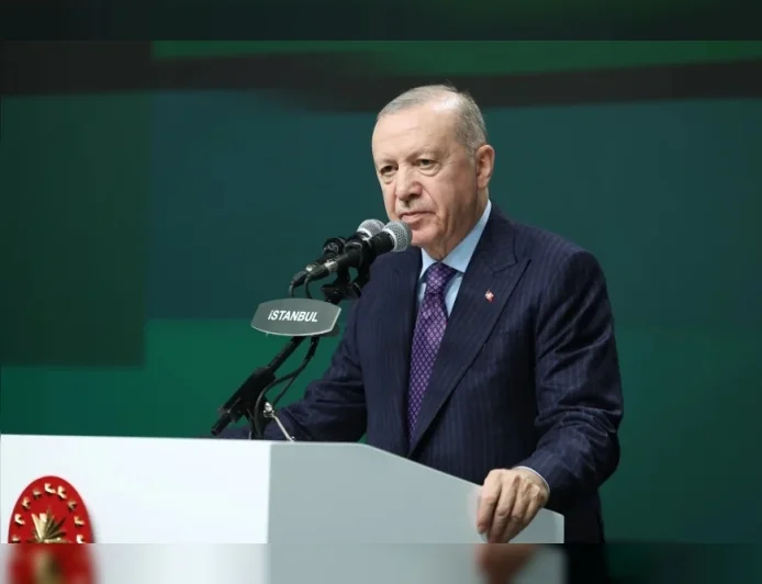 Cumhurbaşkanı Erdoğan: “İnsanımıza kaliteli, hızlı ve etkin sağlık hizmetleri sunuyoruz” diyerek İstanbul’daki sağlık yatırımlarını ve 38 bin personel alımını duyurdu