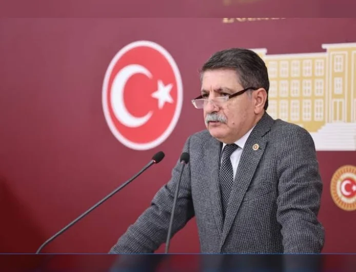 Kocaeli Milletvekili Prof. Dr. Mühip Kanko: “Yerli ve Millî Söylemi, Borsa Vurgunlarının Üzerini Örtme Kalkanı Olamaz”