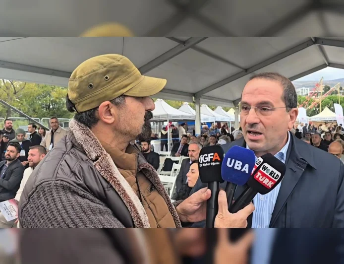 İzmir’de Manisa Kültür ve Sanat Festivali Siyaset ve Bürokrasi Dünyasını Bir Araya Getirdi