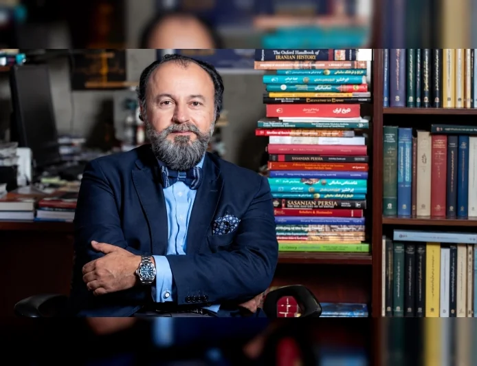Kaliforniya Üniversitesi Öğretim Üyesi Prof. Dr. Touraj Daryaee: “Doğu'nun Batı medeniyetini yok etmeye çalıştığı düşüncesi tarihin yanlış anlaşılmasıdır”