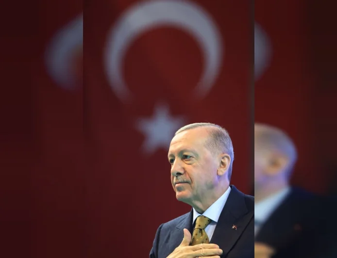 Cumhurbaşkanı ve AK Parti Genel Başkanı Recep Tayyip Erdoğan: “İftira siyasetine, çamur at izi kalsın siyasetine asla teslim olmayız”