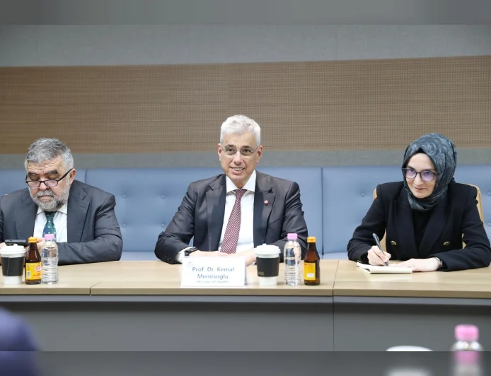 Sağlık Bakanı Prof. Dr. Kemal Memişoğlu Güney Kore’de Üç Ülkeyle Sağlık İş Birliğini Görüştü, Kanser Tedavisi Teknolojilerini İnceledi
