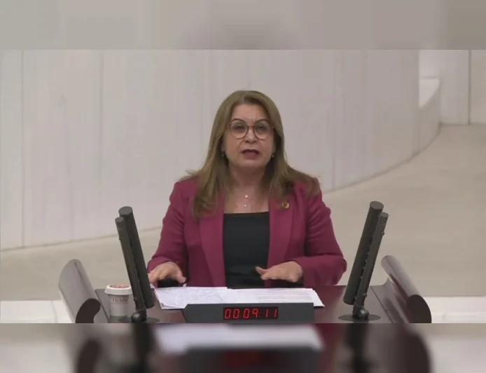 CHP Denizli Milletvekili Gülizar Biçer Karaca: “Banka Soygunuyla İktidara Geldiniz, Fon Soygunuyla Gideceksiniz”
