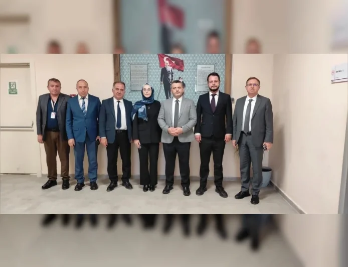 Çorum İl Sağlık Müdürü Prof. Dr. Sinan Zehir, Bayat’ta Sağlık Hizmetlerini ve Devam Eden Yatırımları Yerinde İnceledi
