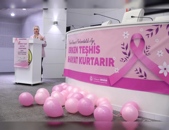 Buca Belediyesi Meme Kanserine Karşı Pembe Yürüyüş Düzenledi: “Erken Teşhis Hayat Kurtarır