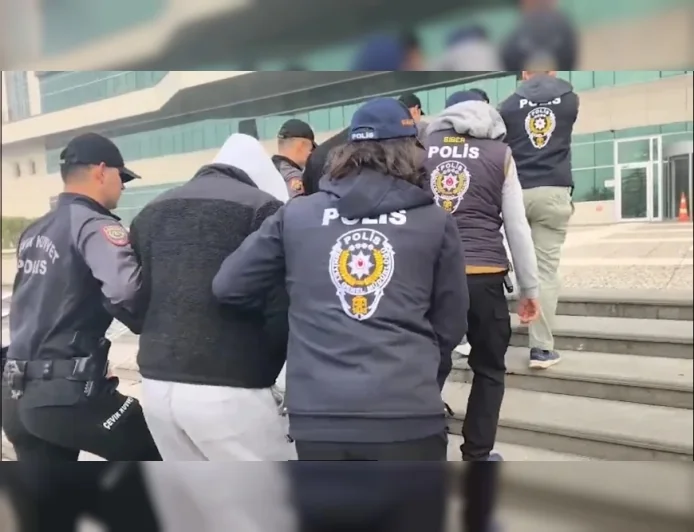 İçişleri Bakanlığı: “35 İlde Düzenlenen Siber Suç Operasyonlarında 275 Şüpheli Yakalandı”