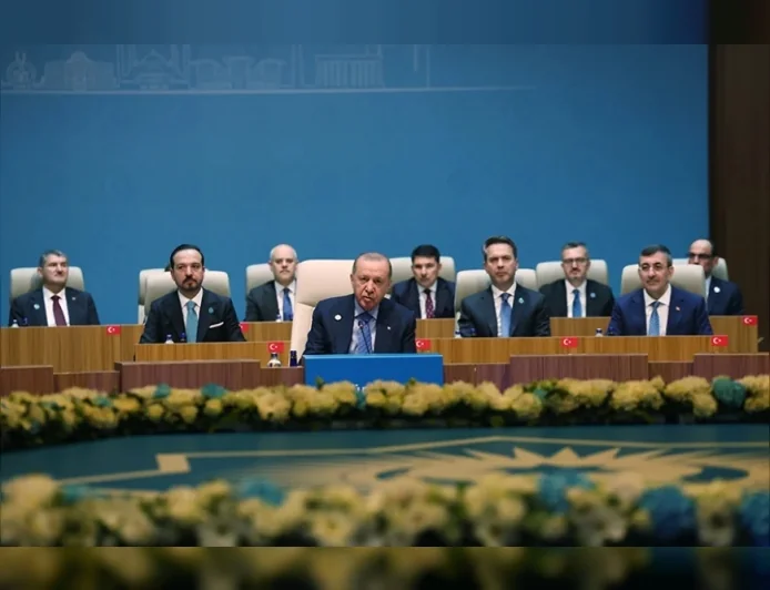Cumhurbaşkanı Erdoğan: “Türk dünyasının aile fotoğrafında ayrılığa, gayrılığa, ihtilafa yer yoktur”