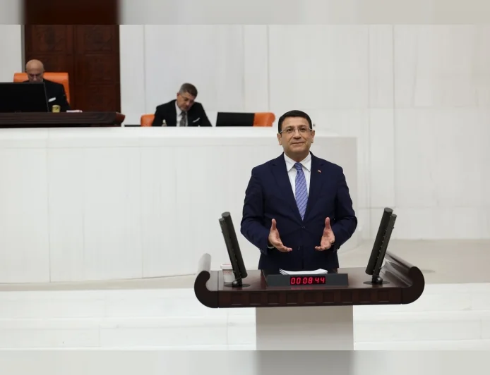 DEVA Partisi Ankara Milletvekili İdris Şahin: “Çiftçiyi zararına üretime mahkûm eden bu anlayış, yarın memleketi süte muhtaç bırakır!”