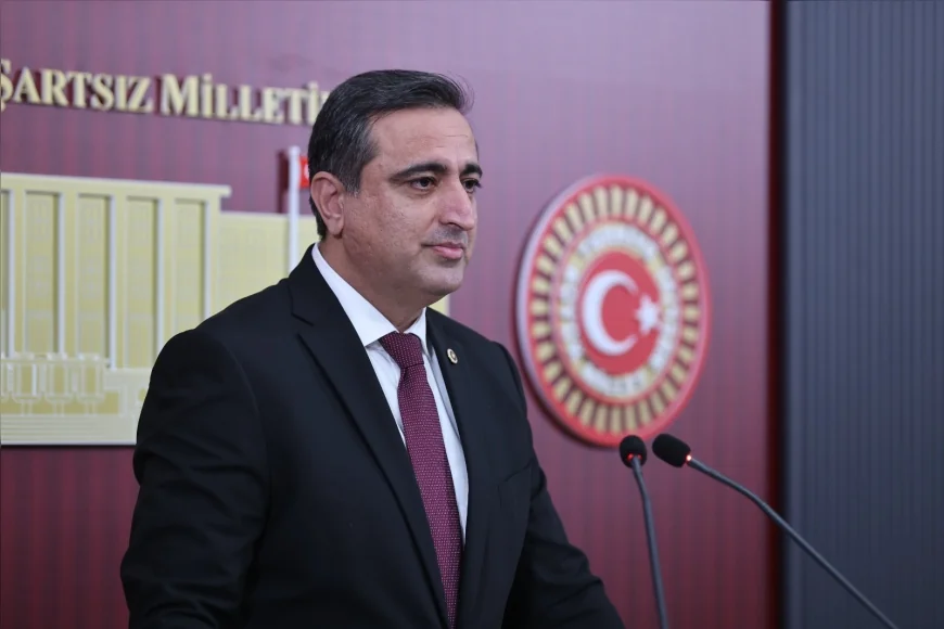 HÜDA PAR Batman Milletvekili Serkan Ramanlı: “İfade hürriyetine yönelik müdahaleler toplumun tek tipleşmesine yol açacaktır”