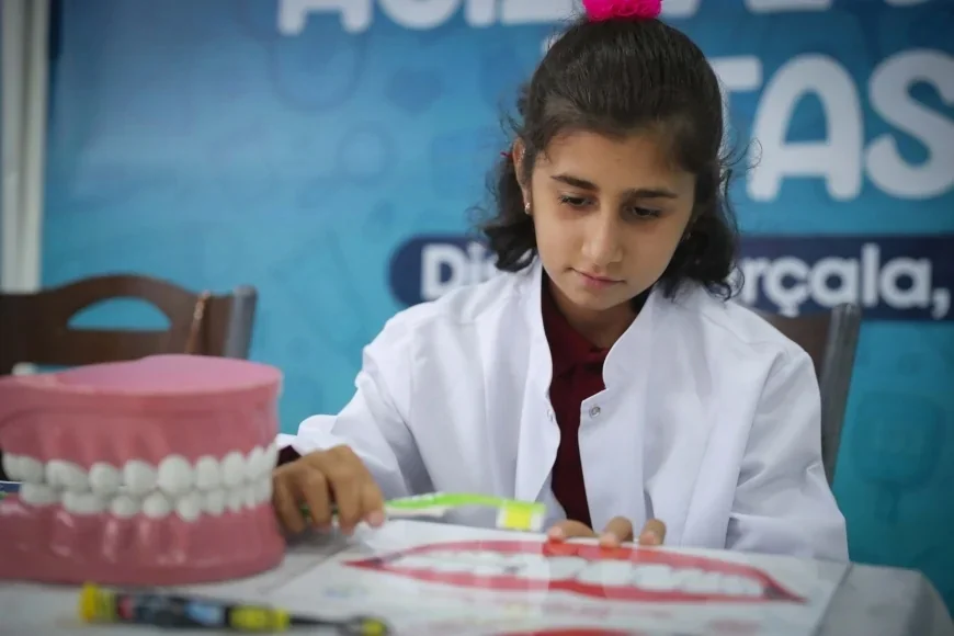 Ankara’da işitme engelli 100 öğrenci eğitimlerini tamamlayarak “Sağlık Elçisi” oldu