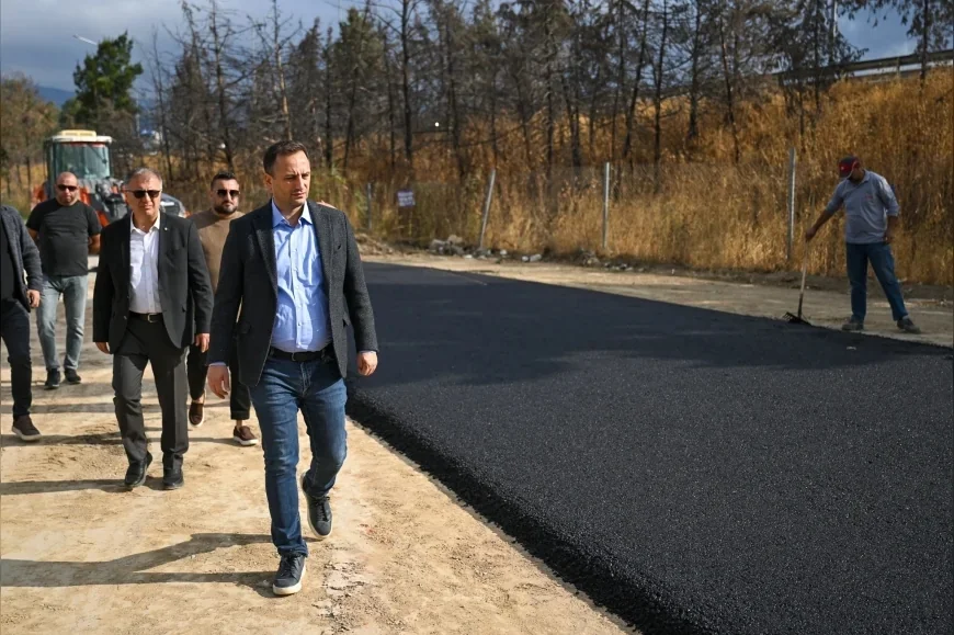 Bornova Belediye Başkanı Ömer Eşki: “6203 Sokak’ı yağmurlar başlamadan modern bir yola dönüştürüyoruz”