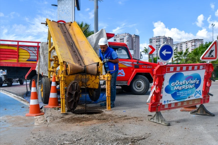 MESKİ, Mersin’de Kuvvetli Yağış Uyarısının Ardından Su Baskını Riskine Karşı Ekiplerini Sahada Hazır Tutuyor