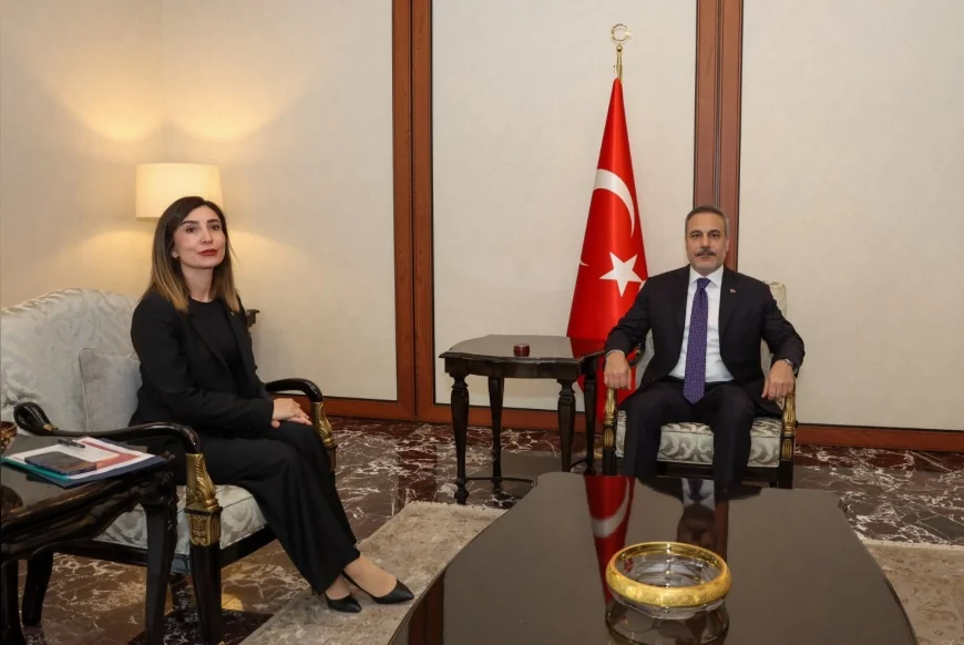 Alevi-Bektaşi Kültür ve Cemevi Başkanı Esma Ersin’den Dışişleri Bakanı Hakan Fidan’a ziyaret