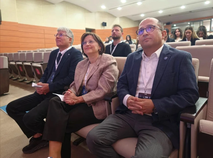 Ege Üniversitesinde üretken yapay zekânın etik kullanımı ve kalite standartları zirvede ele alındı