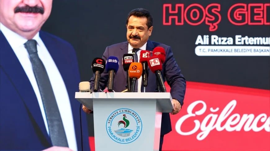 Pamukkale Irlıganlı Ayva ve Nar Festivali kortej yürüyüşüyle başladı