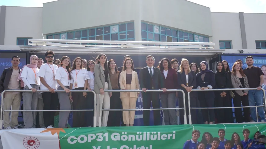 COP31 Türkiye Gönüllülük Programı DEÜ’de Öğrencilerle Buluştu, İklim Eyleminde Gençlerin Rolü Ele Alındı