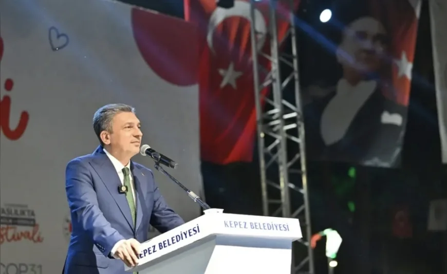 Kepez Dokumapark’ta kuşakları buluşturan 2. Uluslararası Yaşlılıkta Sağlık ve Esenlik Festivali başladı