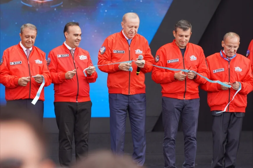 Ege Üniversitesi Öğrencileri TEKNOFEST 2026’da HackMasters ve Jet Motor Tasarım Yarışmasında Türkiye Birincisi Oldu