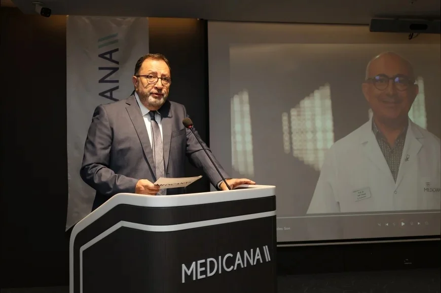 Medicana International İzmir Hastanesi Prof. Dr. Arif Yüksel’in adını konferans salonunda yaşatacak
