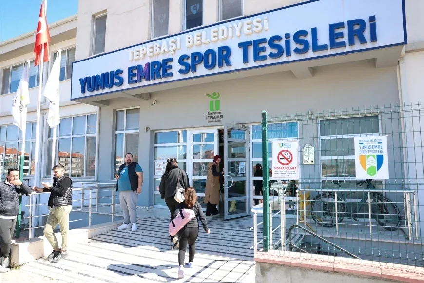 Tepebaşı’nda 115 çocuk hafta sonlarını satrançla geçirerek geleceğe hazırlanıyor