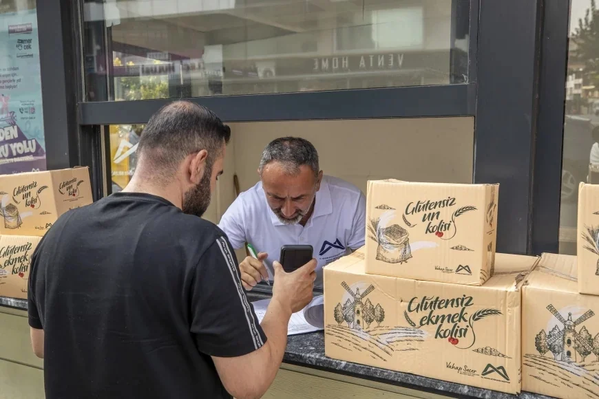 Mersin Büyükşehir Belediyesi çölyak hastalarına her ay ücretsiz glütensiz ekmek ve un desteği sağlıyor