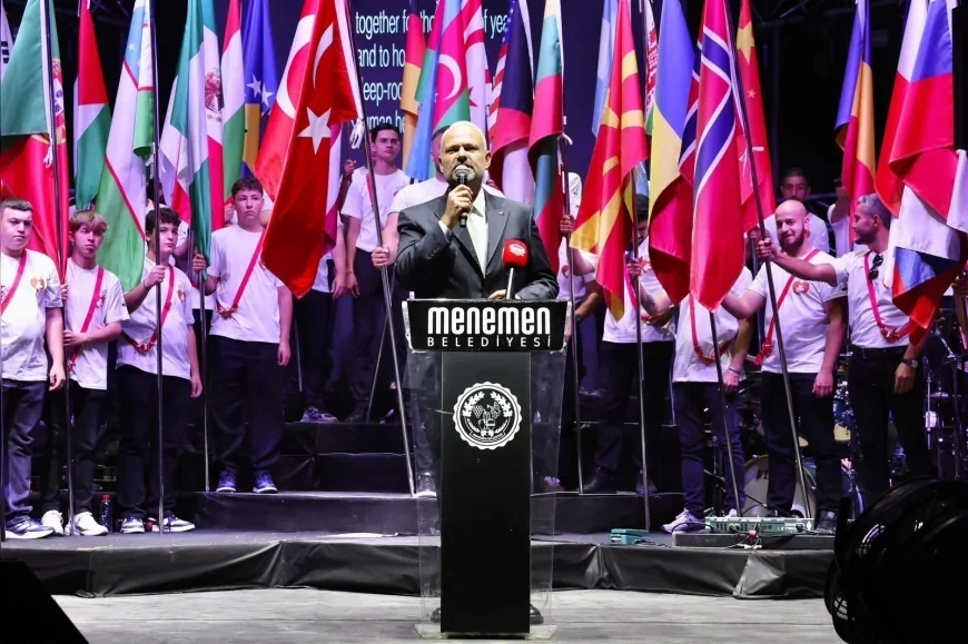 Fransız Seramik Sanatçısı Stephane Montalto: “İtalyanlara iyi bir festival istiyorsanız Menemen’i örnek alın dedim”