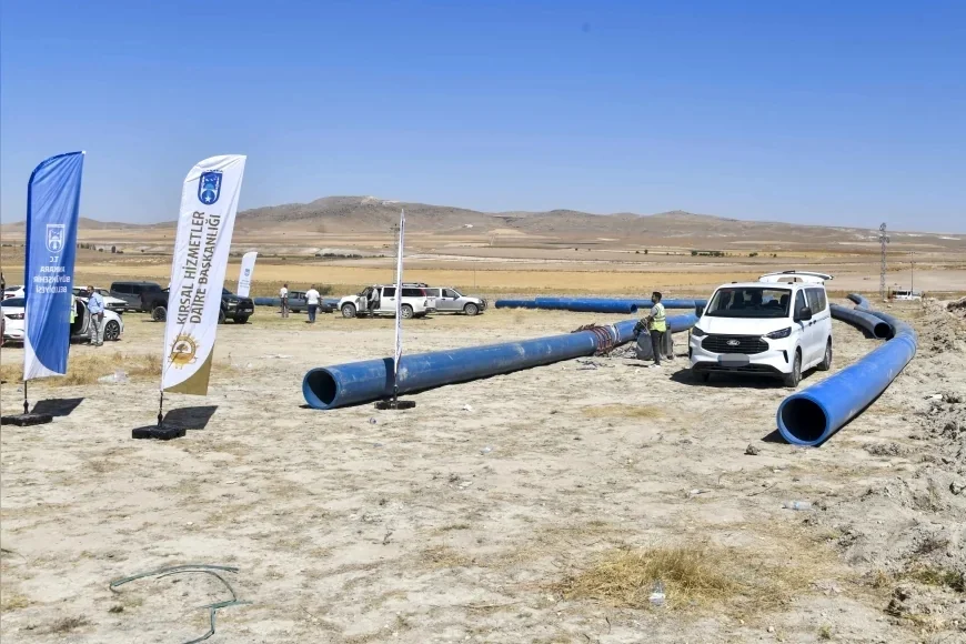 Ankara Büyükşehir Belediyesi Polatlı’da 5,8 kilometrelik tarımsal sulama hattını yeniliyor