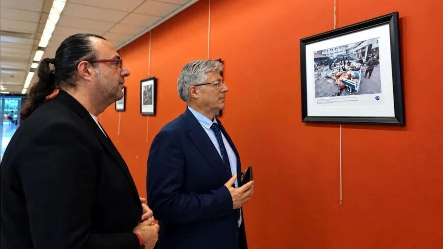 Ege Üniversitesinde “Gazze’de Bir Gün” Sergisi Açıldı: 60 Fotoğrafla Gazze’de Yaşanan İnsanlık Dramı Gözler Önüne Serildi