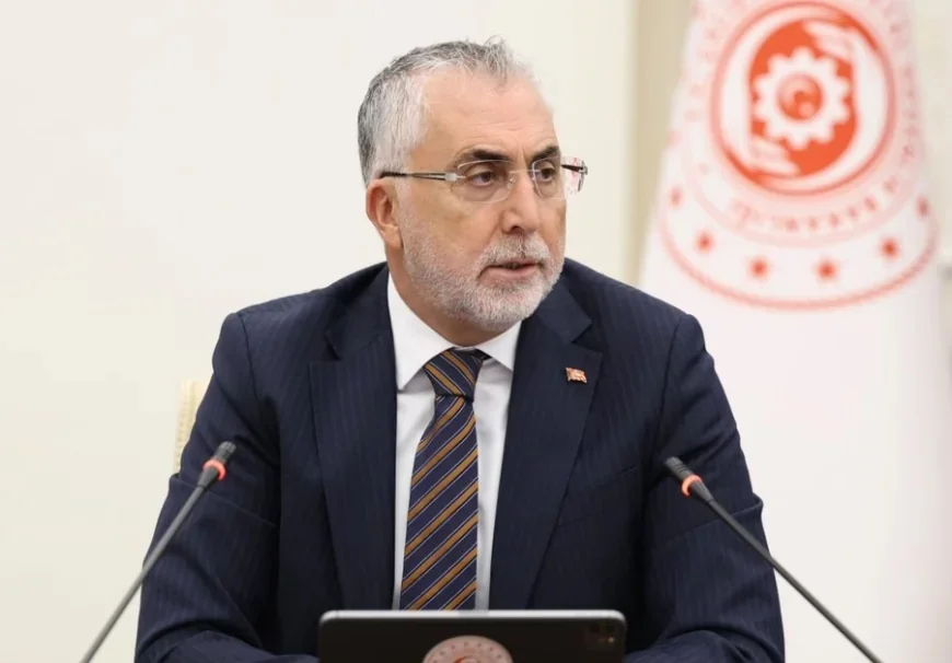 Çalışma ve Sosyal Güvenlik Bakanı Prof. Dr. Vedat Işıkhan: “Kamu Personel Sisteminde İhtiyaç Duyulan Düzenlemeleri Ortak Akılla Şekillendirmeyi Önemsiyoruz”