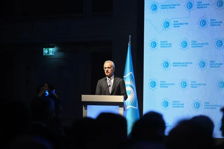 Ulaştırma ve Altyapı Bakanı Abdulkadir Uraloğlu: “Türk Yüzyılı’nı birlik ve dayanışma içinde inşa etmek için çabalarımızı kararlılıkla sürdüreceğiz”