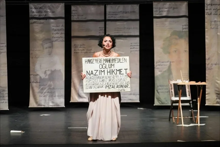 Maltepe’de 8. Uluslararası Tiyatro Festivali’nde Oyunculuk ve Reji Teknikleri Ele Alındı