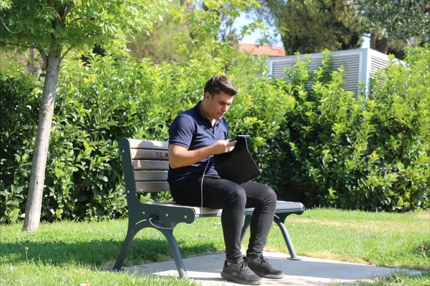 Muğla Büyükşehir Belediyesi 40 Noktada Ücretsiz İnternet Hizmetiyle Dijital Erişimi Güçlendiriyor