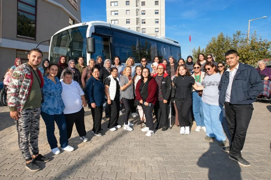 Narlıdere Belediyesi, Özel Çocuklar ve İzmir’i Keşfedemeyen Kadınlar İçin Kültür Gezilerini Sürdürüyor
