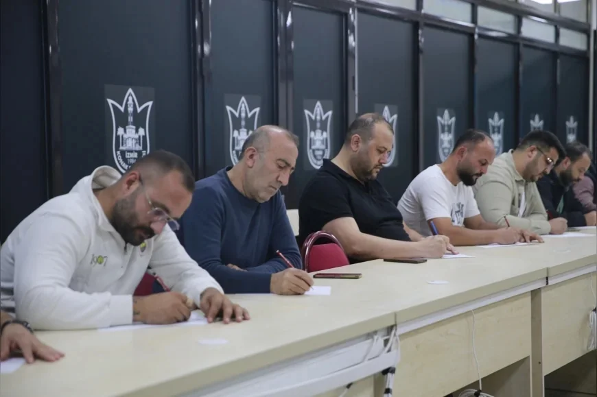 Konak Belediyesi ve AÇEV’den Babaların Çocuk Gelişimine Katılımını Artıracak 13 Haftalık BADEP Programı Başladı