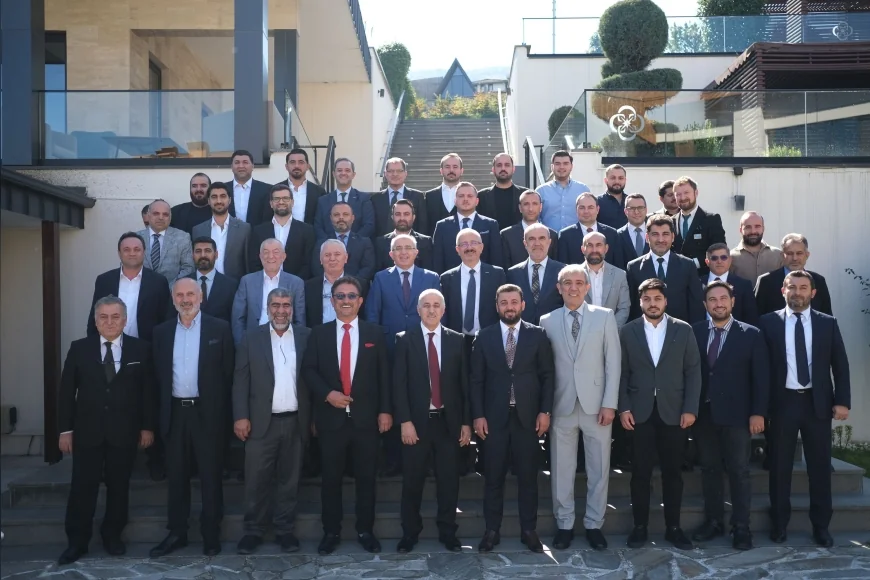 ASRİAD Genel Başkanı İbrahim Cemil Yıldız: “Kuralsız dünyada var olabilmek için ekonomik ve toplumsal direnç güçlendirilmeli”