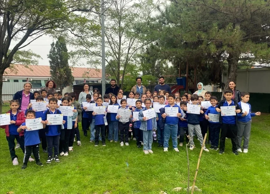 Yalova Belediyesi Veteriner İşleri Müdürlüğü 11 Okuldan 415 Öğrenciyi Hayvanları Koruma Günü’nde Ağırladı