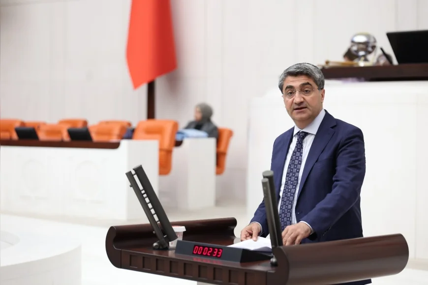 DEVA Partisi Genel Başkan Yardımcısı Mehmet Emin Ekmen: “AK Parti’yi de sarsan bir dolandırıcılık bu”