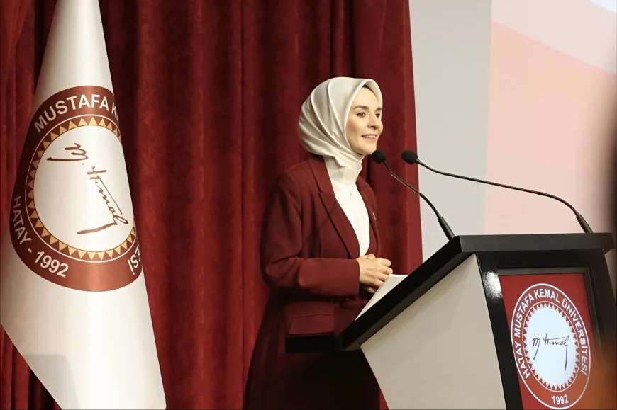 Aile ve Sosyal Hizmetler Bakanı Göktaş: “Ekim ayına yönelik 2 milyar 233 milyon lira tutarındaki SED ödemesini hesaplara yatırdık”