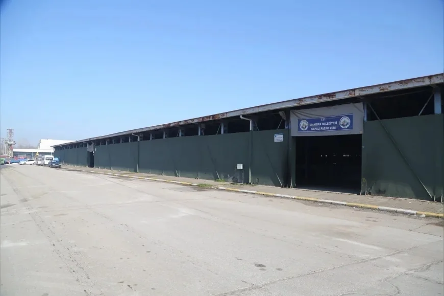 Kandıra Kapalı Pazaryeri’nde Yenileme Çalışmaları Başladı, Çarşamba Günleri Dışında Ücretsiz Otopark Olacak