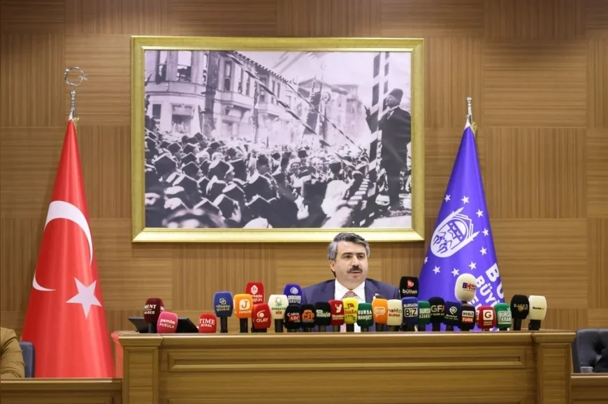 Bursa Büyükşehir Belediye Meclisi Ekim Ayı Toplantısında Çilek Üreticilerine Destek Kararı Alındı