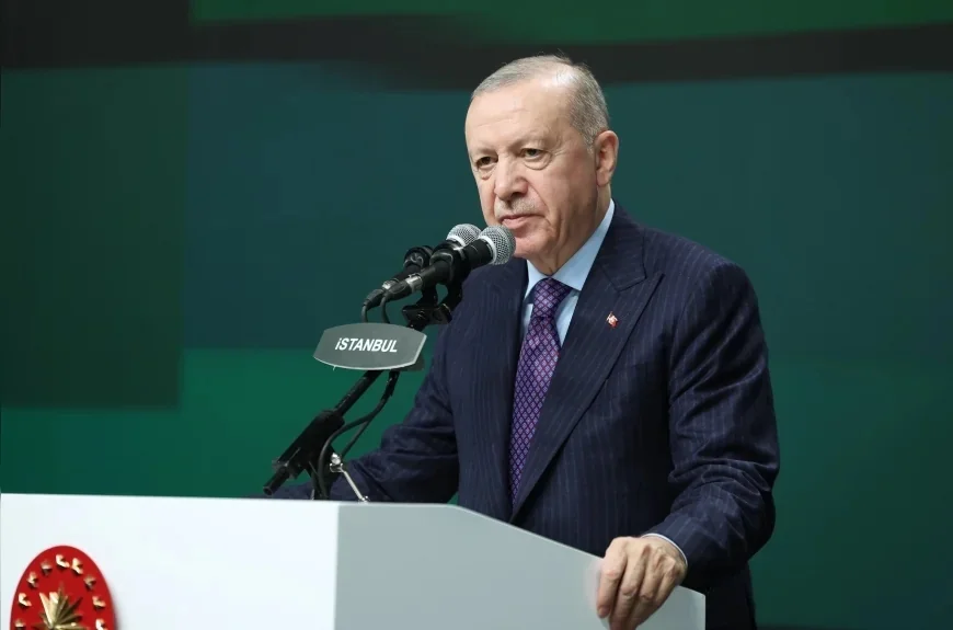Cumhurbaşkanı Erdoğan: “İnsanımıza kaliteli, hızlı ve etkin sağlık hizmetleri sunuyoruz” diyerek İstanbul’daki sağlık yatırımlarını ve 38 bin personel alımını duyurdu