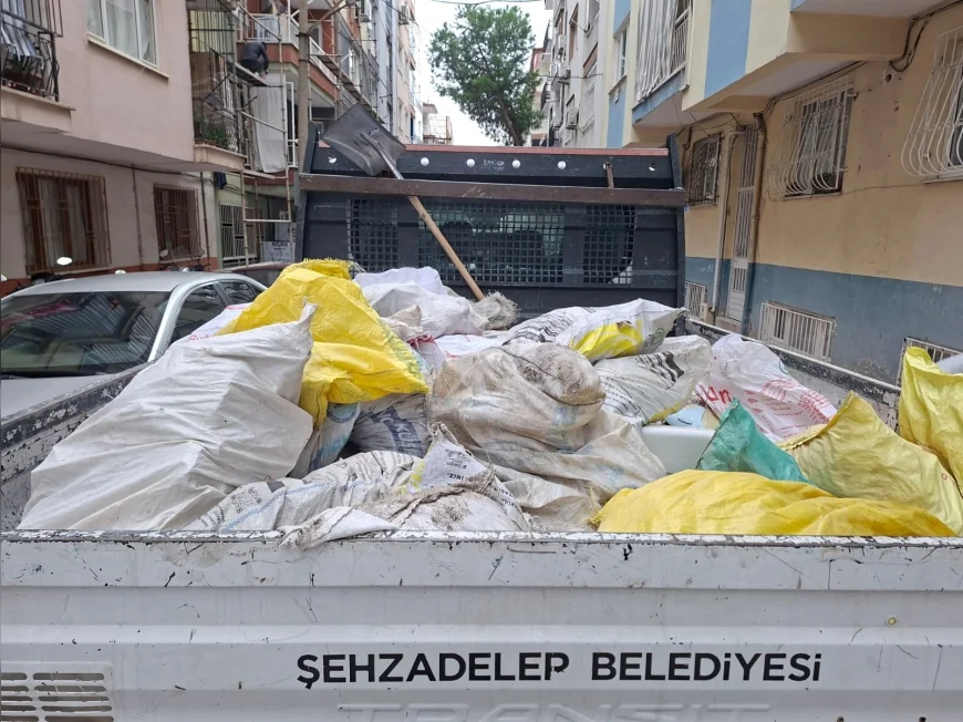 Şehzadeler Belediyesi’nden Tadilat Sonrası Moloz Atıklarını Gelişigüzel Bırakanlara Cezai Yaptırım Uyarısı