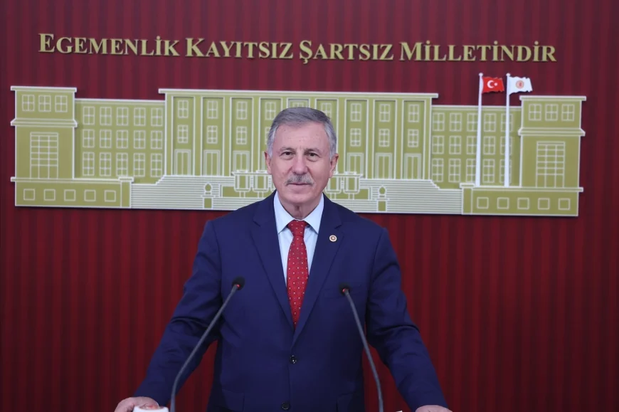 Yeni Yol Grup Başkanvekili Doç. Dr. Selçuk Özdağ: “Tarım ve gıdadaki mevcut durum tamamen sizin eserinizdir”