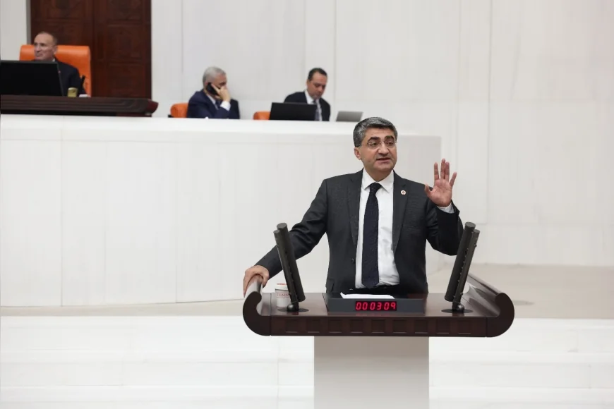 DEVA Partisi Genel Başkan Yardımcısı Mehmet Emin Ekmen: “Mersinliler için indirimli otoyol tarifeleri değerlendirilmelidir”