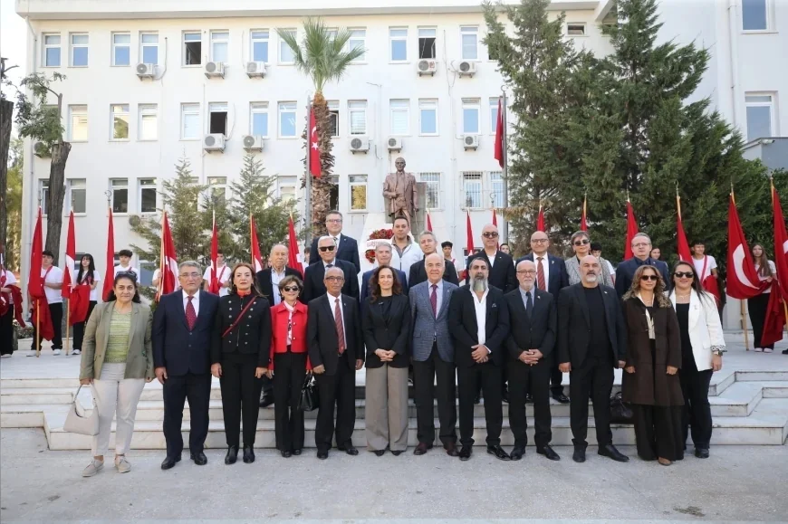 Karşıyaka Belediye Başkanı Yıldız Ünsal: “Mahallelerimizin İhtiyaçlarını Ortak Akılla Belirleyerek Hizmet Edebiliriz”