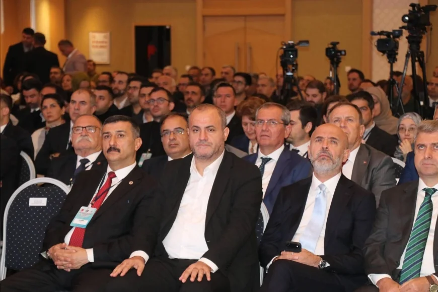 HÜDA PAR Genel Başkan Yardımcısı Mehmet Şah Gültekin: “Asgari ücret hiçbir surette açlık sınırının altında kalmamalı”