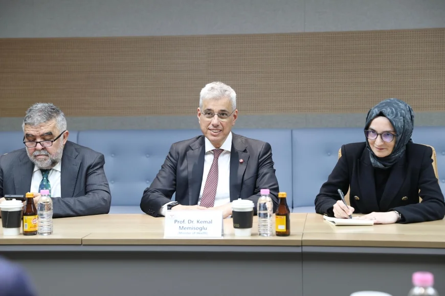 Sağlık Bakanı Prof. Dr. Kemal Memişoğlu Güney Kore’de Üç Ülkeyle Sağlık İş Birliğini Görüştü, Kanser Tedavisi Teknolojilerini İnceledi