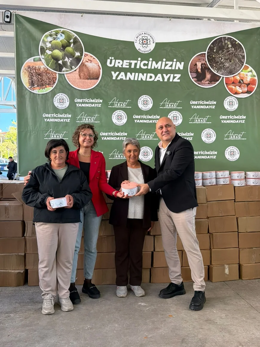 Muğla Büyükşehir Belediyesi Yatağan’da 238 Hayvancılık İşletmesine 4 Bin 239 Mineral Blok Taşı Desteği Sağlayacak