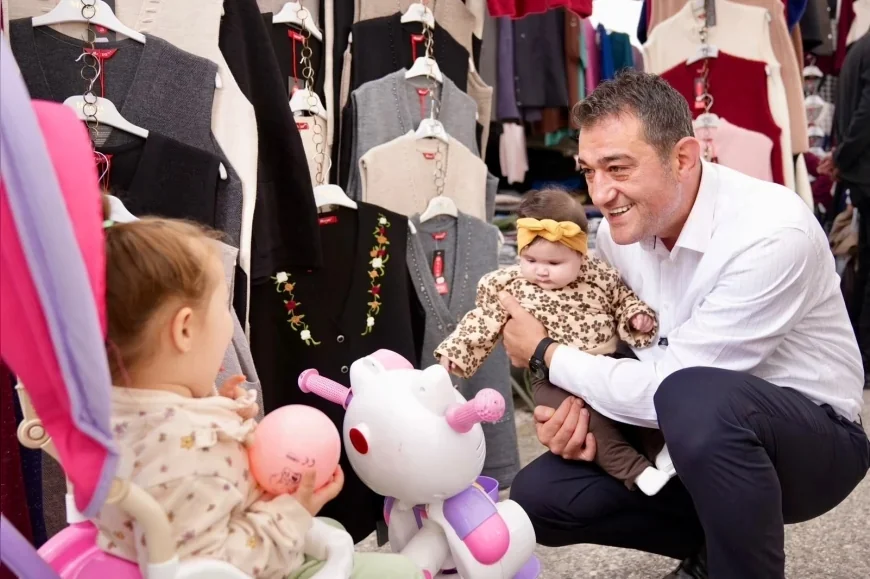 Giresun Belediye Başkanı Fuat Köse Aksu Semt Pazarı’nda Esnaf ve Vatandaşların Taleplerini Dinledi