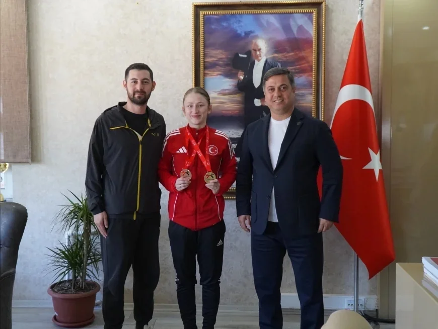 Manisa Gençlik ve Spor İl Müdürü Yunus Öztürk: “Milli Sporcumuz Nurbade Büber’in Avrupa Şampiyonluğu Bizleri Gururlandırdı”